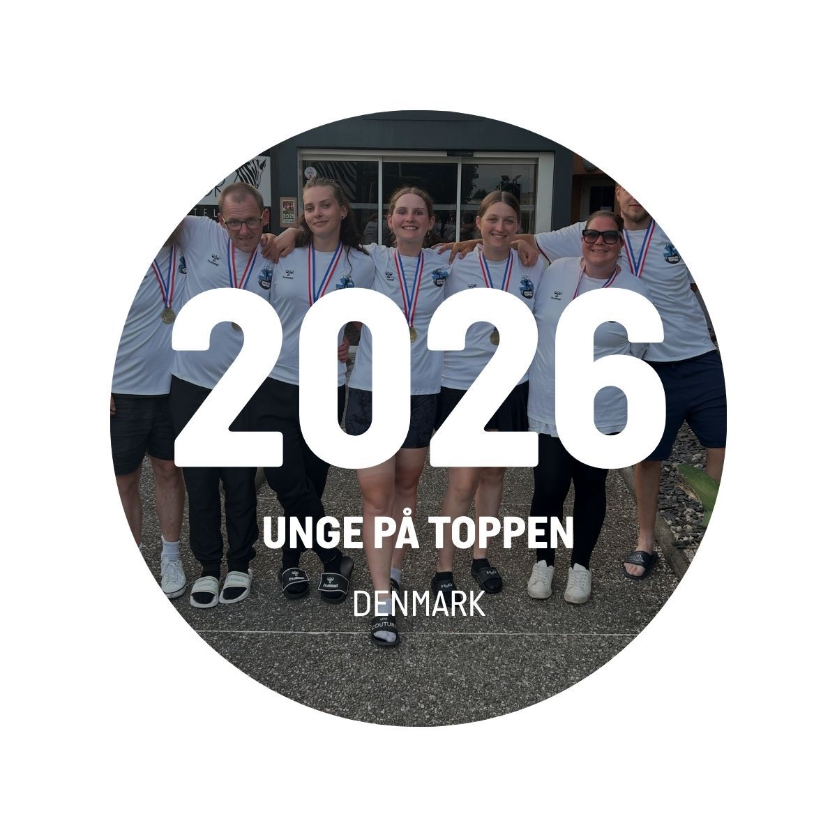 Unge p&aring; toppen